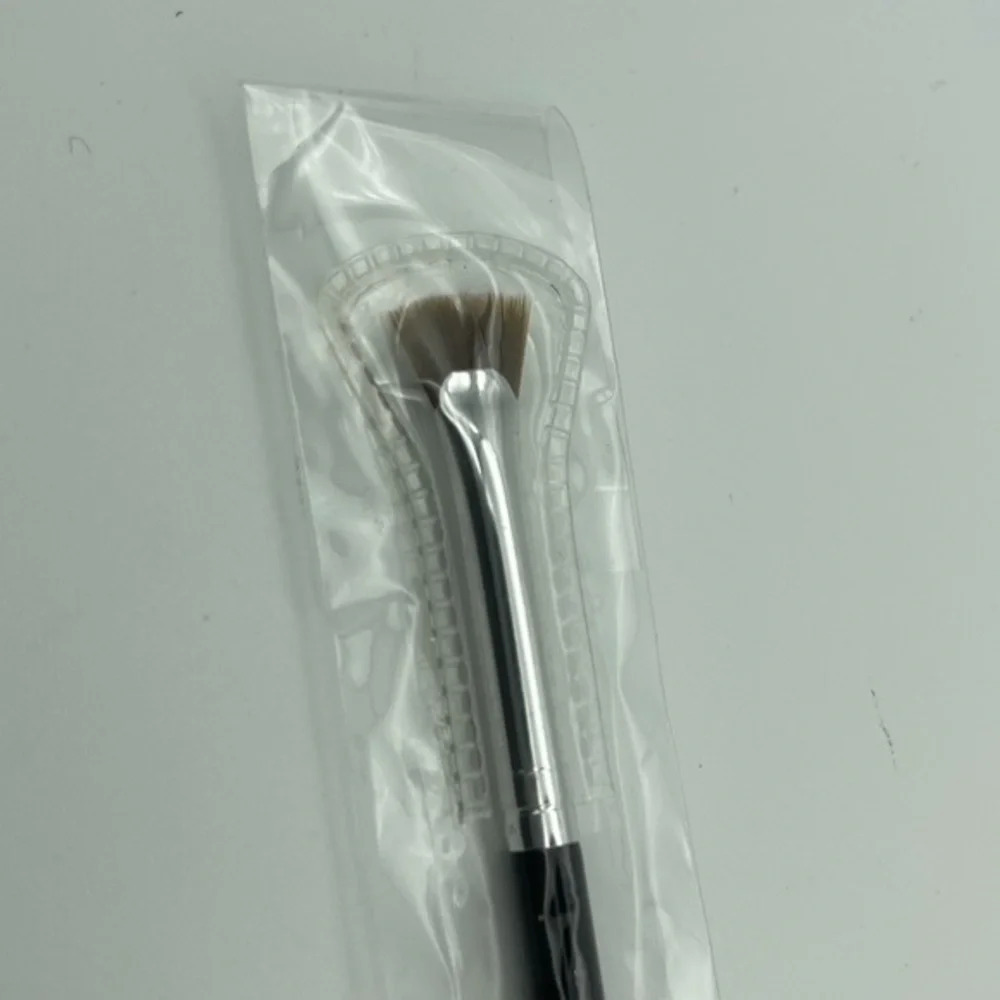 🧜‍♀️HOST PICK 🔱 STILA Lash Lift Off Mascara Brush, NWT - Picture 2 of 4